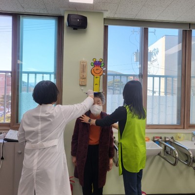 2025년 주야간보호서비스 이용자 인바디 검사 실시 이미지